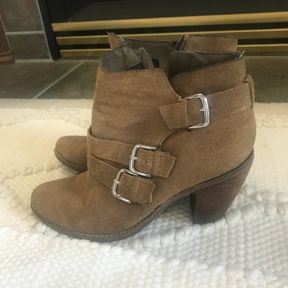 Dolce Vita Ankle Bootie